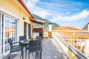 Cantinho das Feiteiras by Homie