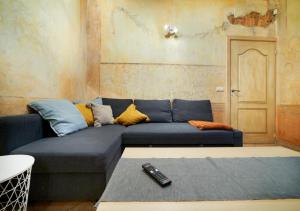 Old Town Apartments FREE Parking