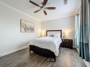 Comfy Tuscana Resort Stay