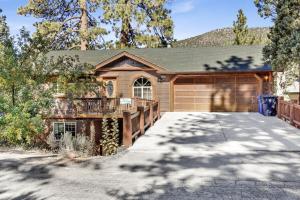 Lookout Lodge Family Chalet at Big Bear w Games