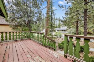 Pines & Needles Mountain Retreat by Big Bear Vacations
