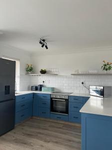 Sunny Side Apartment