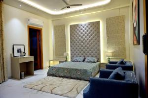 FLORENTINO The Luxury Villa