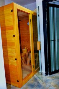 Golden Mango Heights - Urban Family Suite - One Bedroom Apartment - Restaurant, Workspace, City Views, Fast WiFi, Sauna, Fitness Facilities, Secure Parking And Kids Play Area