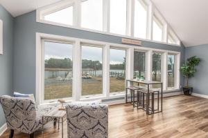 Grays Inn Creek Waterfront Pvt Dock Kayaks & View