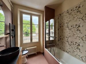 Garden - Center of Fontainebleau - Parking