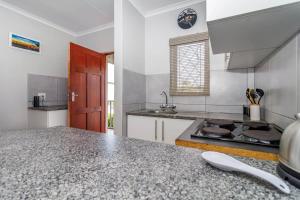 The Bridge, Apartment 67