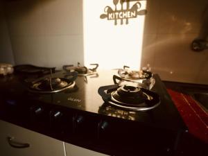 The Forest Glow - Nature Studio Stay, Malsi Dehradun