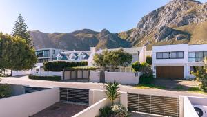 The Ocean Breeze Haven