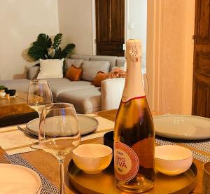 Charmante maison bourguignonne avec grand jardin et parking