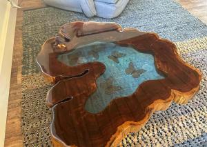 Blueberry Farm Cottage, Hot Tub, Creek, Game Room