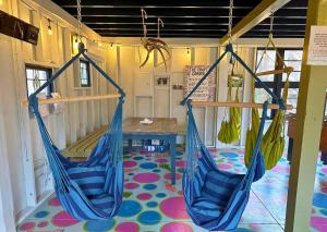 Blueberry Farm Cottage, Hot Tub, Creek, Game Room