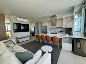 Frente Mar Sanluzzi - Bellagio Home Apto para 6 pessoas na Praia de Palmas