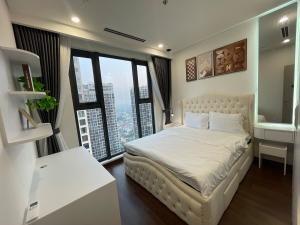 Hommit - Căn hộ View Bể Bơi 3 Phòng ngủ, 2 vệ sinh - Tòa Masteri A, Vinhomes Smart City