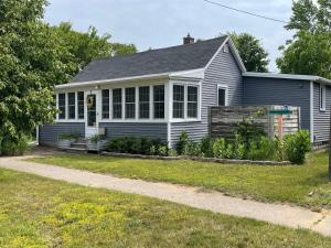Eastside Abode - Local Living 2026 Monthly Rentals Only Contact for Rate