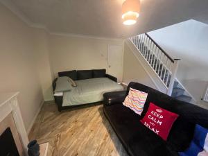 Spacious 3 Bed home situated in a beautiful area - SLEEPS 8