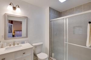 Shop, Dine and Unwind Dtwn Marshall Studio!