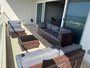 Casa M - Private Beach near Papas n Beer!