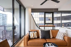 Melbournes Best Location Plus Epic Views with Custom Bnb Hosting