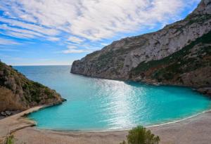 Steps to Arenal Beach - 4BR Home, Pool, Garage & BBQ