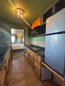 PNW Studio Getaway for Couples with Hot Tub