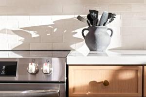 5 BR with Heated Pool, Fire Pit, BIG Backyard in Paradise Valley