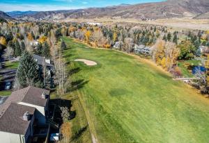 EagleVail Getaway -Ski Golf and Relax in Hot Tub