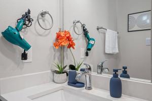 JoyFull 2BD In the Heart of Magnolia