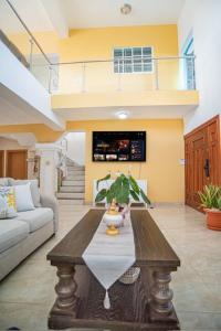 Villa Nilsa ( The Blue House )