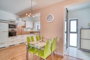 City Center Appartment with parking