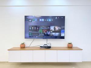 New and improved Biz Trip Fast WiFi & Pkg!