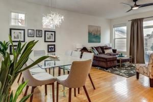 1 Mi to Dtwn Cincinnati Spacious Townhome with Deck