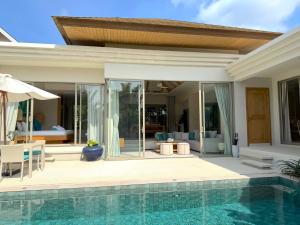Luxury 3BR Pool Villa near Blue Tree - Bang Tao