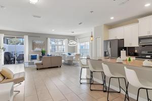 Casa 5Q Familiar — 10min da Disney + Piscina