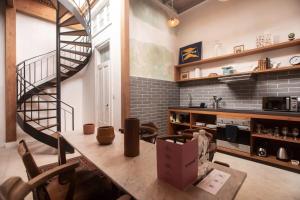 Villa with Rooftop Terrace in Barranco