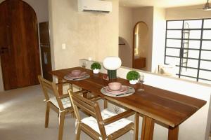 Secret exclusive Oruna, private pool