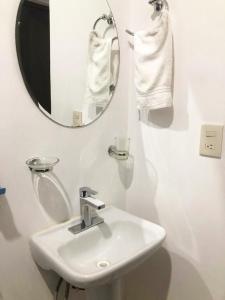 Departamento Moderno Azul Cielo - 2 Albercas - 3 Min Malecón y Playas