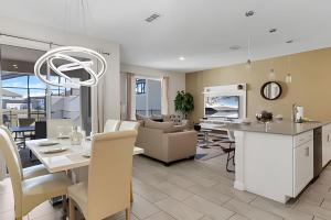 Casa 4Q Moderna c Lazy River e Toboáguas