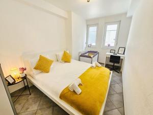 Sunny garden 1BR Flat with terrace