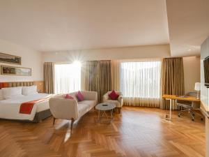 Novotel Vijayawada Varun