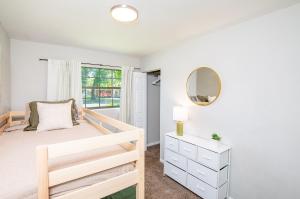 JAX Getaway Sun & Private Pool Pets & Family Fun