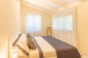 Villa Vittoria ,Tennis Court, Pool , Jacuzzi & Gym