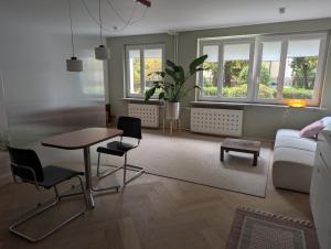 Rakietników vintage condo