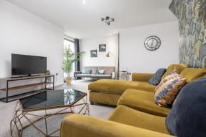 Chic 3bd Manchester Abode with Pool Table - Etihad - COOP Live - Free Parking