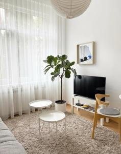 J Street Cozy Apartments - A2