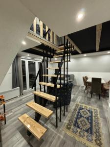 Planinska vila KTM Lisine