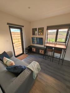 Modern and peaceful, country retreat