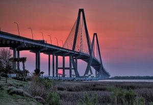 Pleasant Place Villa -Newly Built with Pool Close to downtown&beach