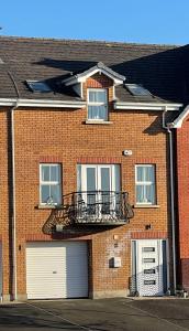 Luxury Portrush Holiday Homes - The Glynn, Portrush Sleeps 12 - 5 bedrooms