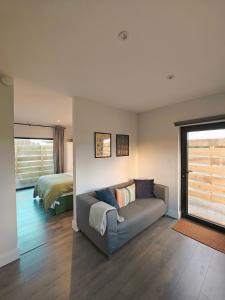 Modern and peaceful, country retreat